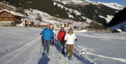 naturhotel-urlaubsfotos-winter-2009-februar--skifahren-und-schneeschuhwandern bild#198
