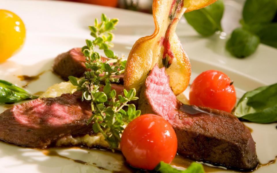 Hauptgericht im Gourmethotel Tuxertal
